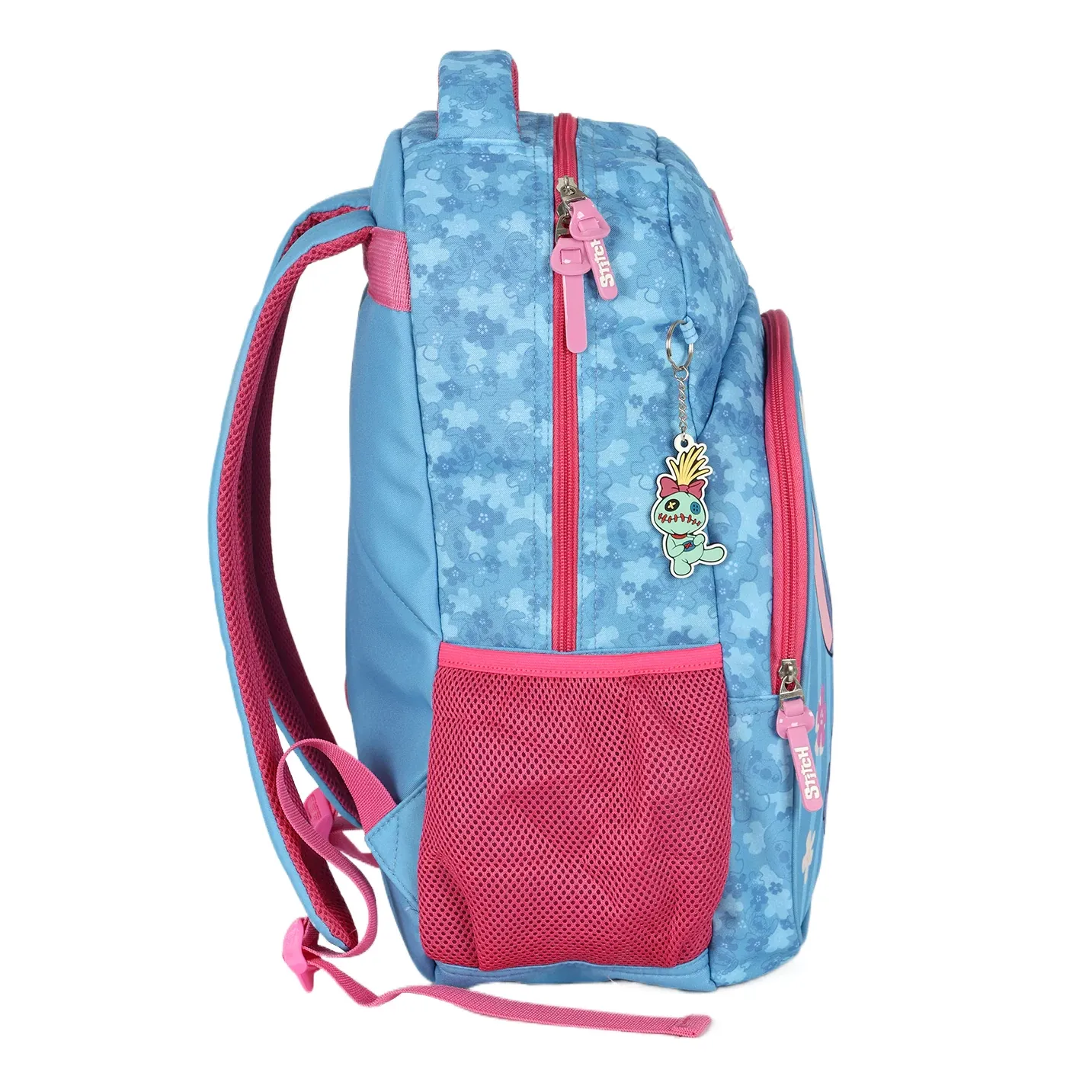 Mochila Luxcel Stitch azul com detalhes em rosa vista lateral mostrando alças acolchoadas
